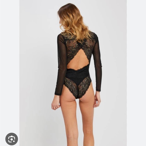 Gentle fawn black lace bodysuit size small - Picture 4 of 4